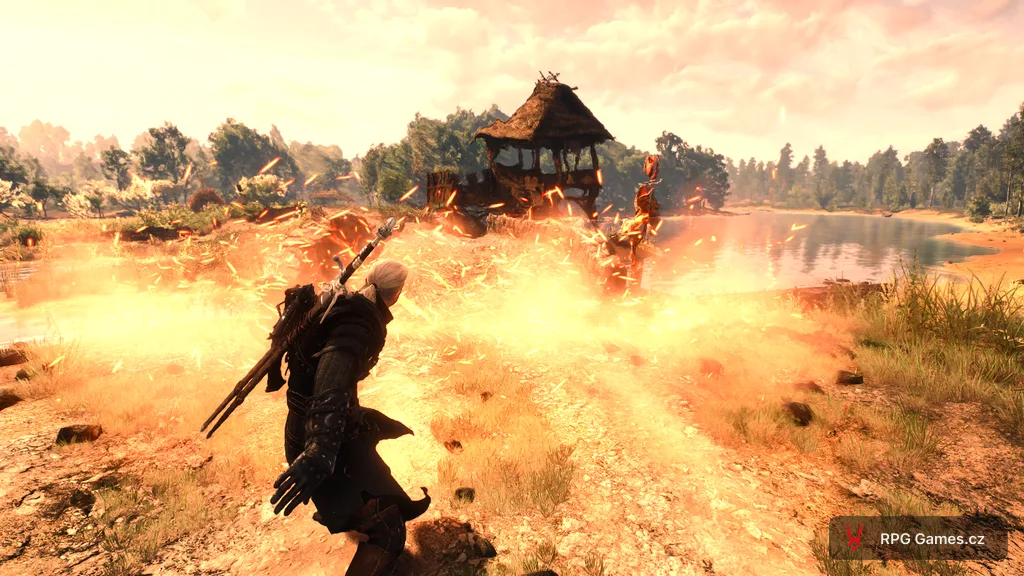 Geralt v boji ve hře Zaklínač 3 — znamení Igni u chatrče na mostě v Bělosadu