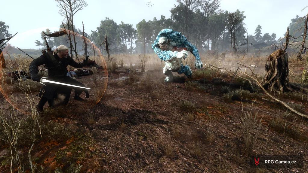 Geralt s aktivním Quen proti ledovému trollovi na bahnité mýtině — Zaklínač 3, Skellige